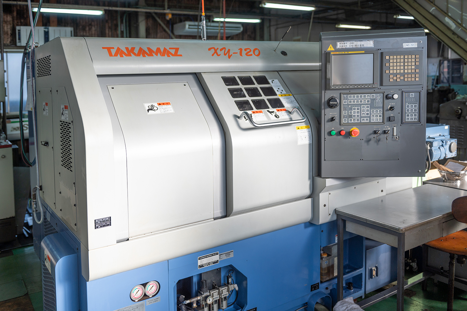 CNC複合旋盤_高松機械工業